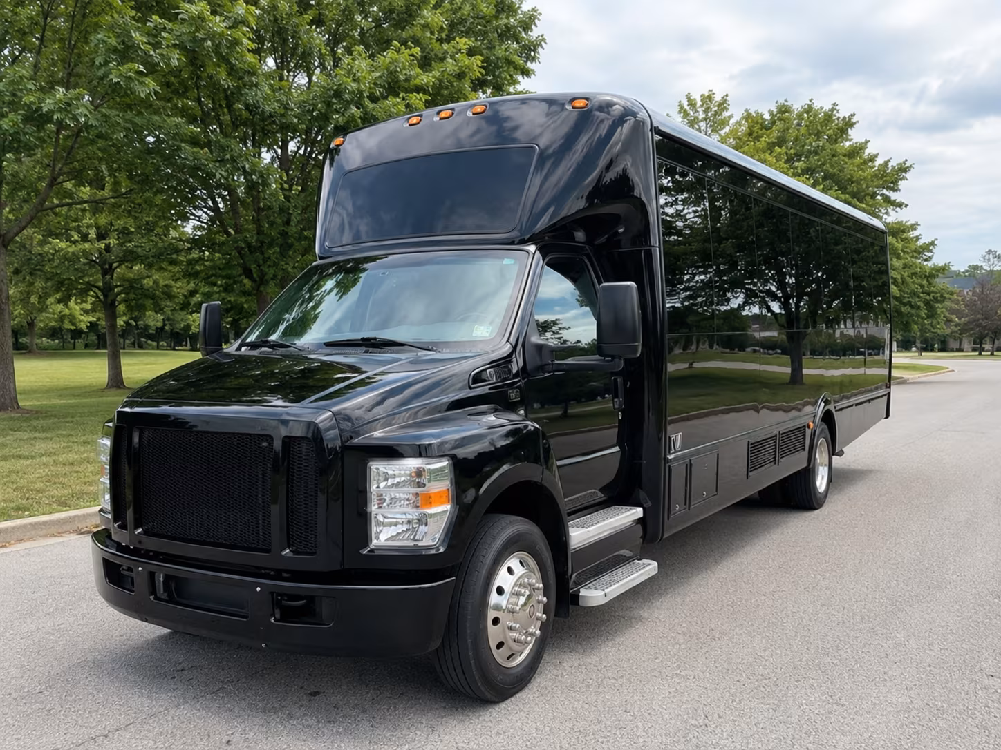 rent a modesto prom party bus or charter bus today